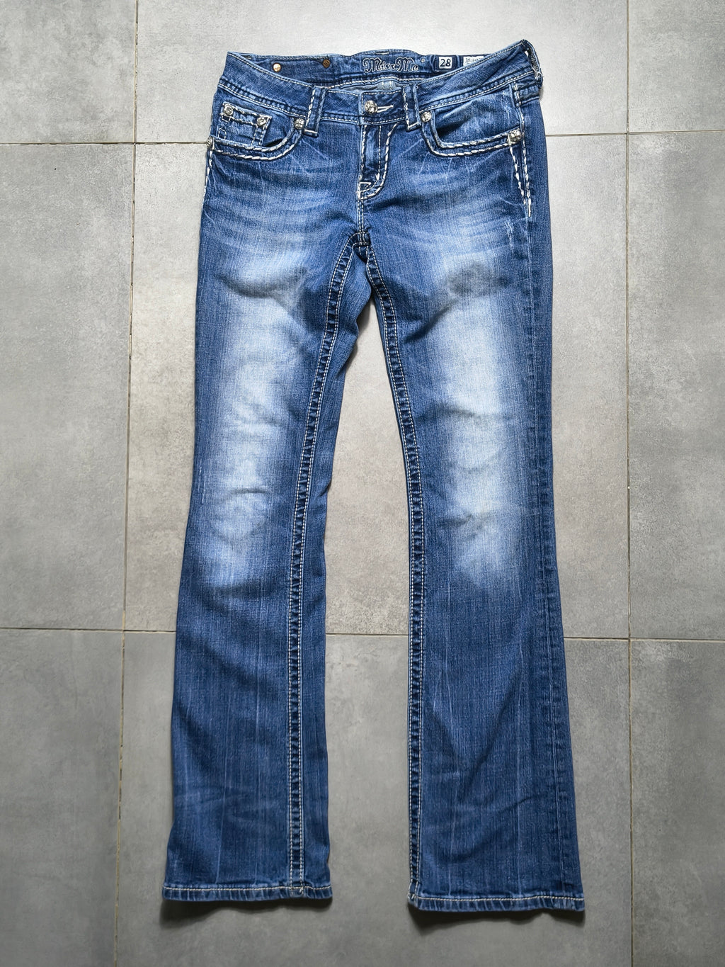 Niebieskie flared jeansy Miss Me