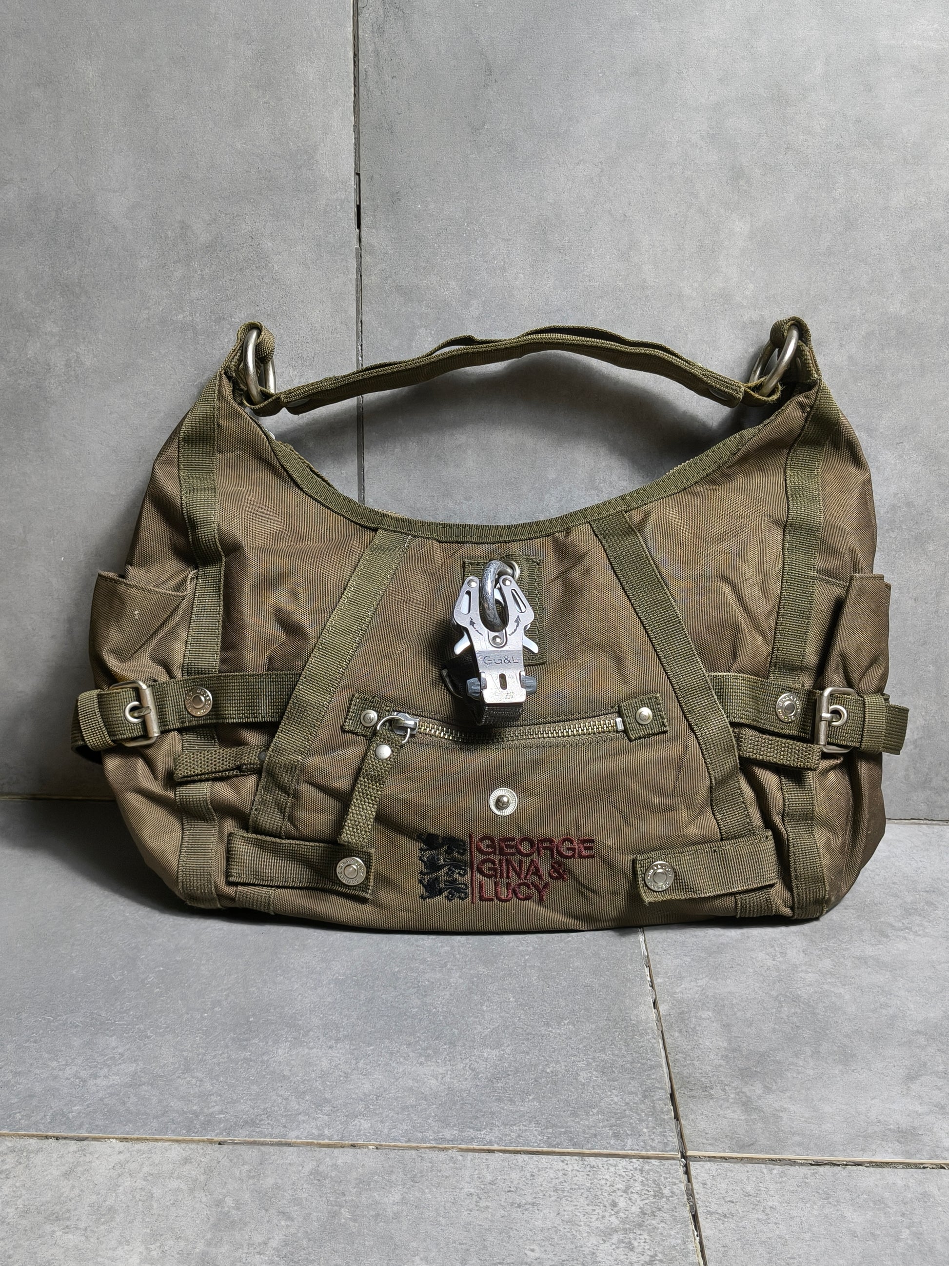 Oliwkowa torebka GGL