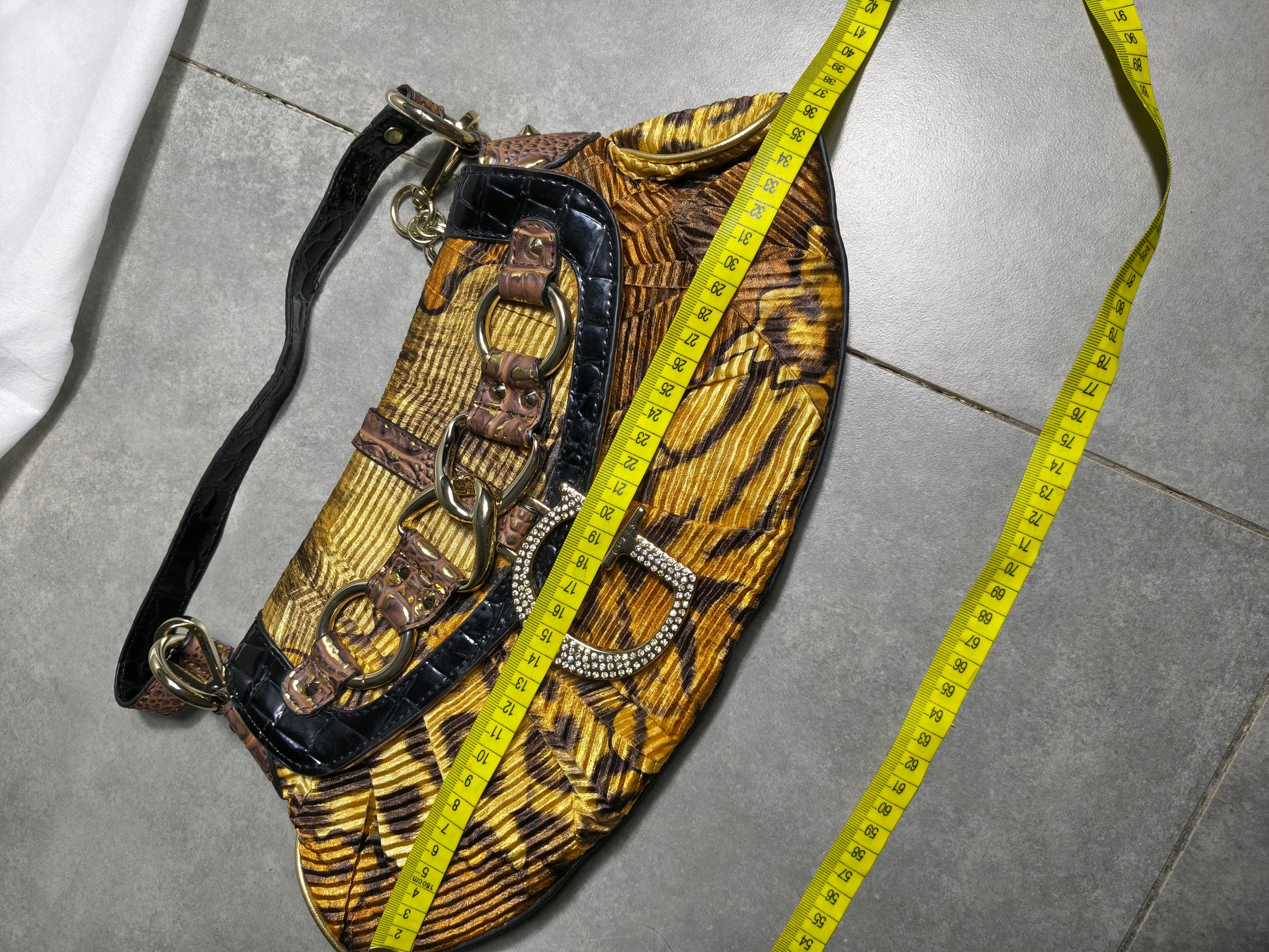 Panterkowa torebka Guess