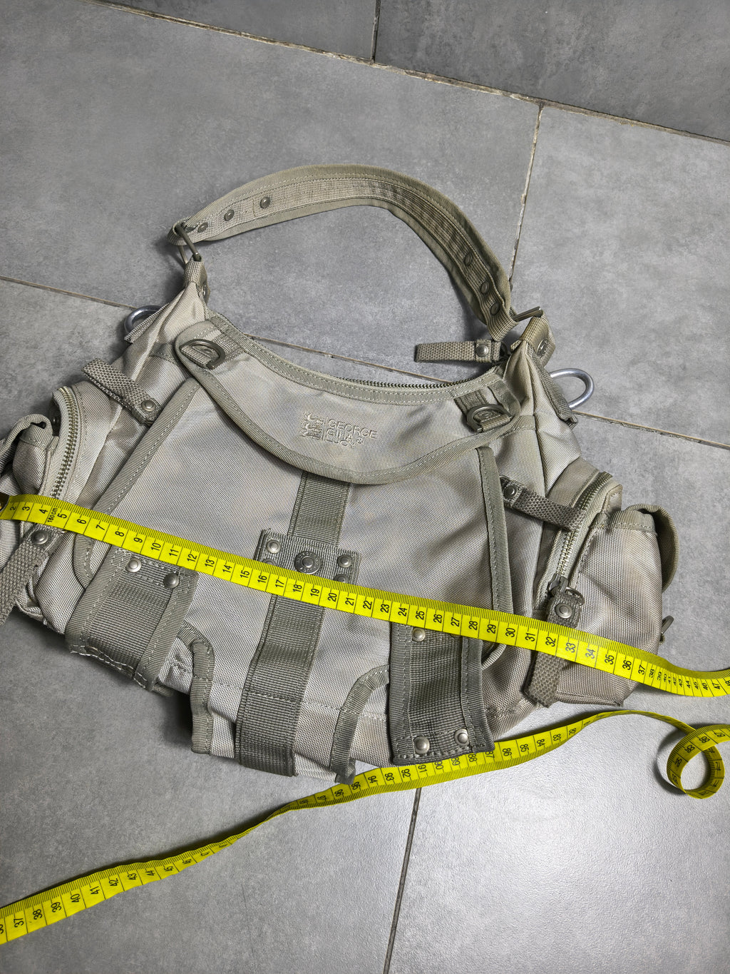 Piaskowa torebka GGL