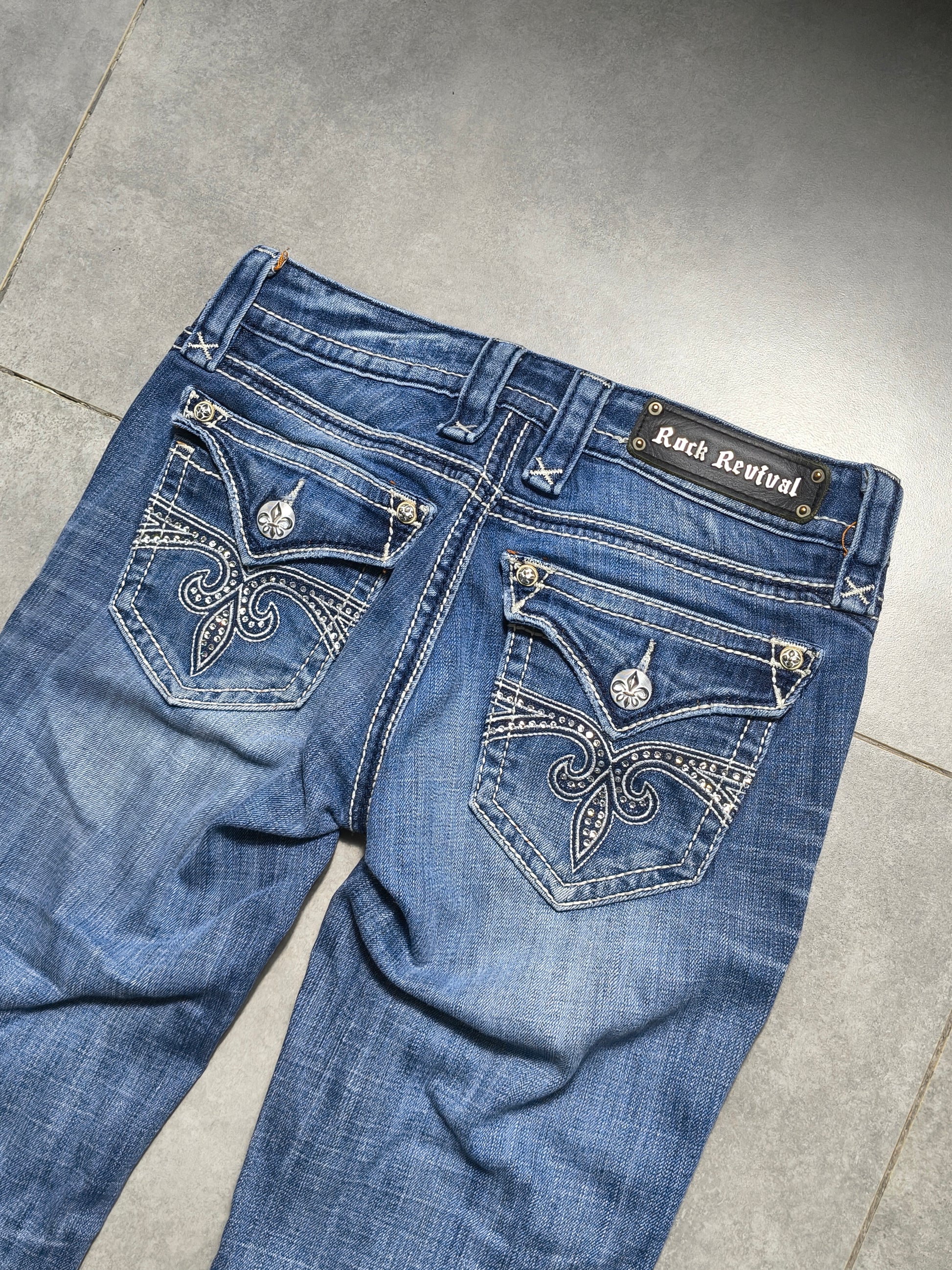 Granatowe flared jeansy Rock Revival