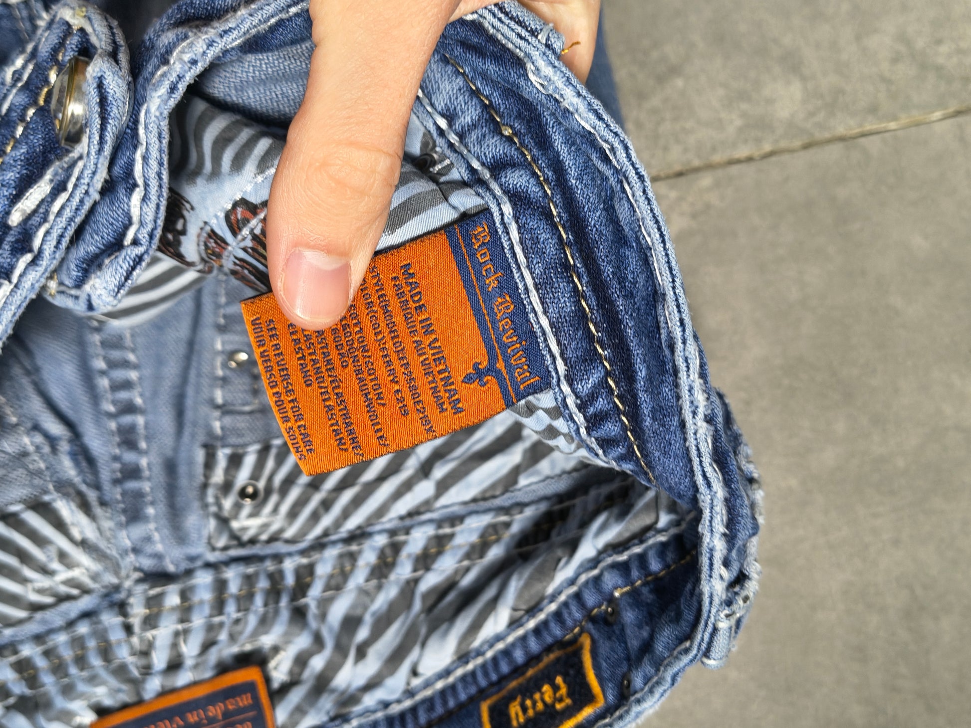 flared jeansy Rock Revival