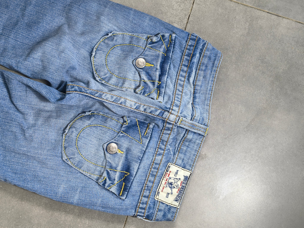 Jeansy True Religion