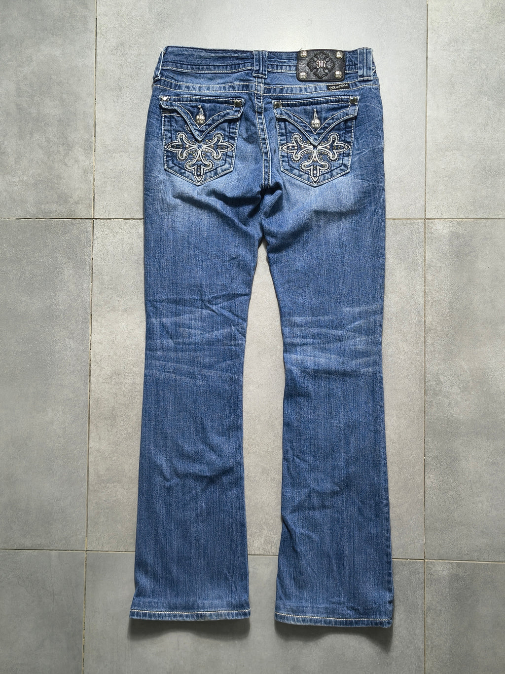 Granatowe Flared jeansy Miss Me