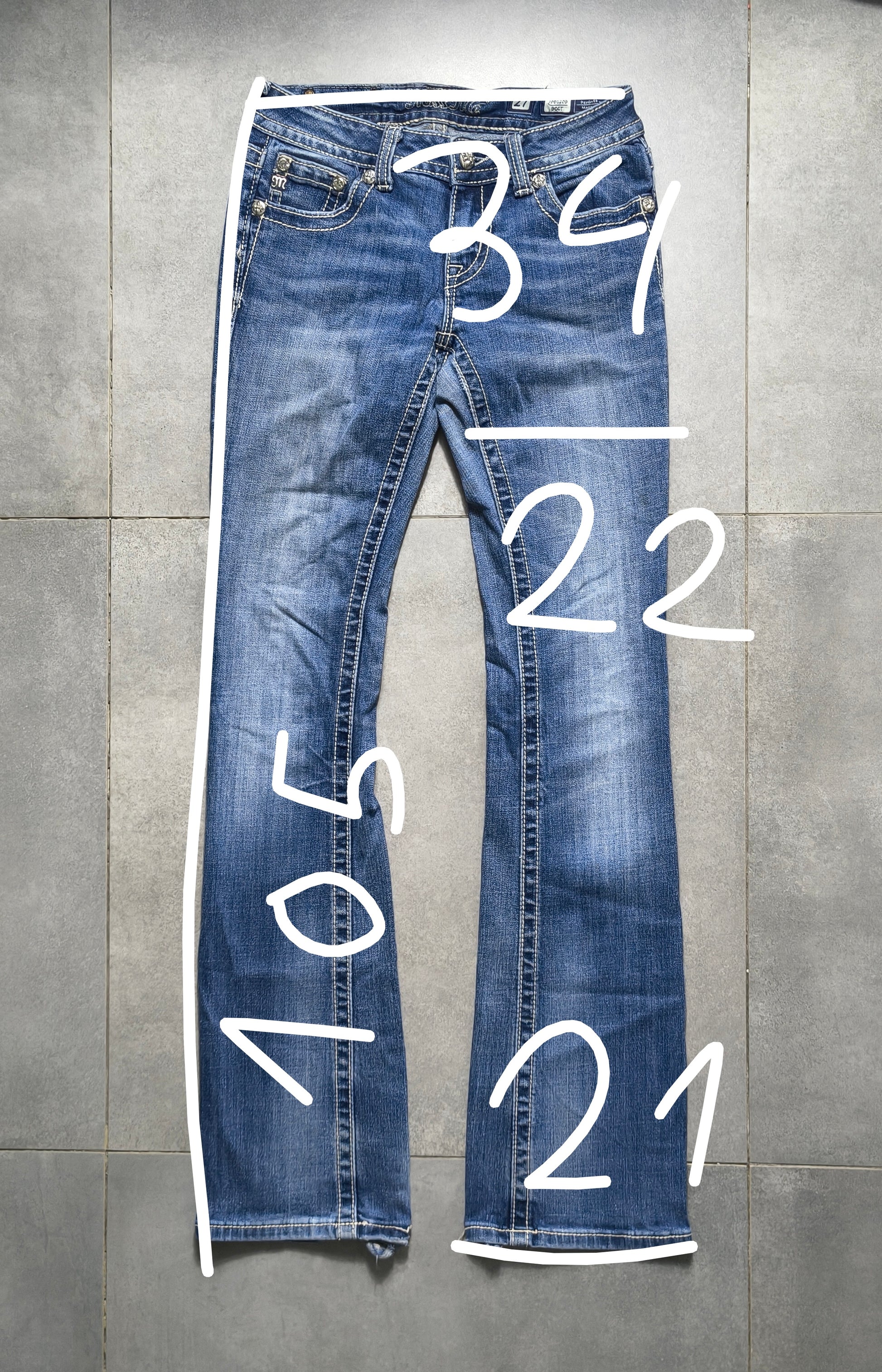 Granatowe flared jeansy Miss Me