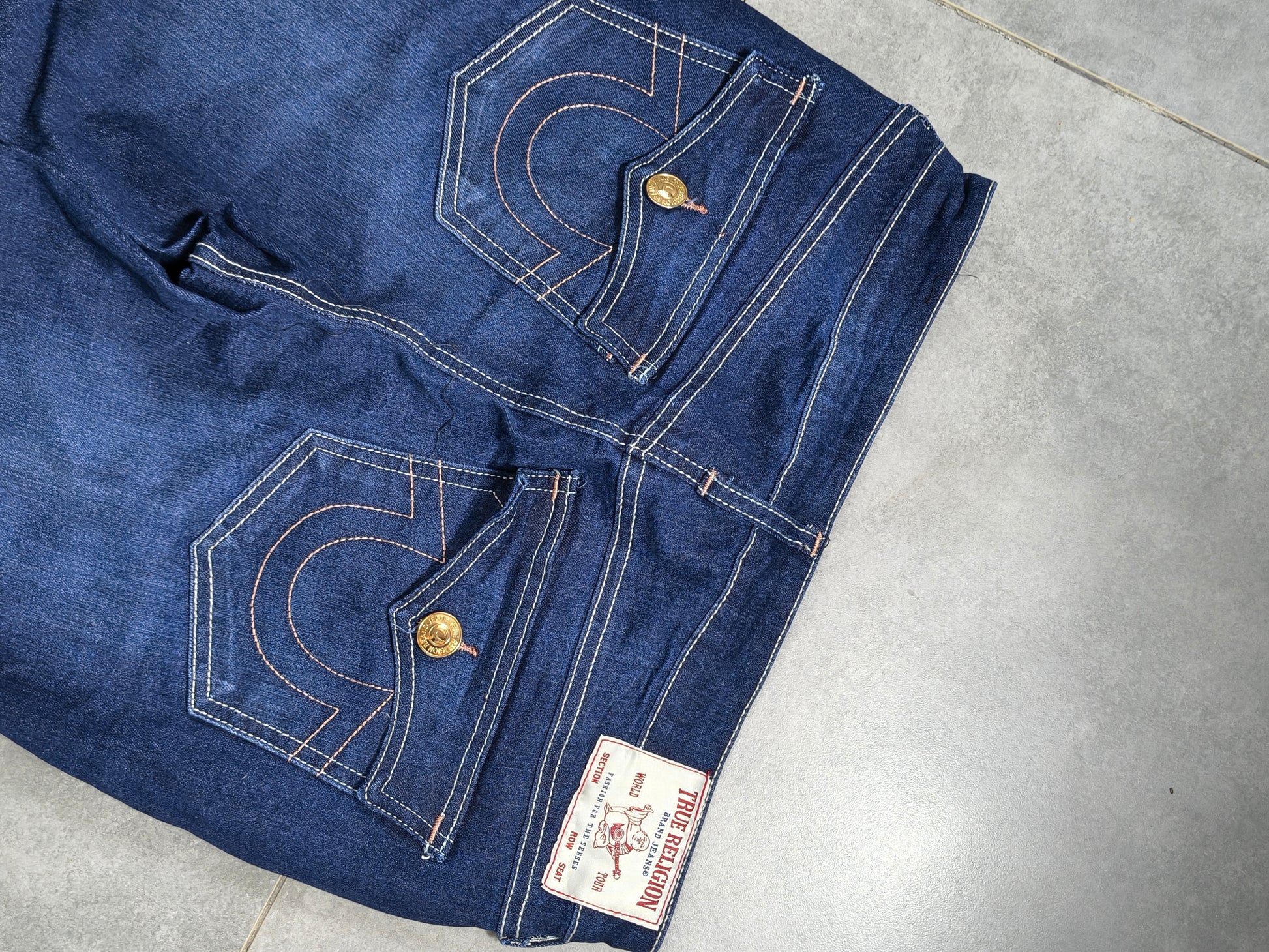 Jeansy True Religion