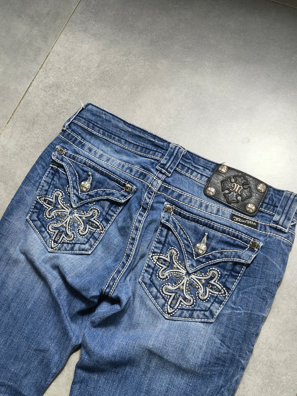 Granatowe Flared jeansy Miss Me