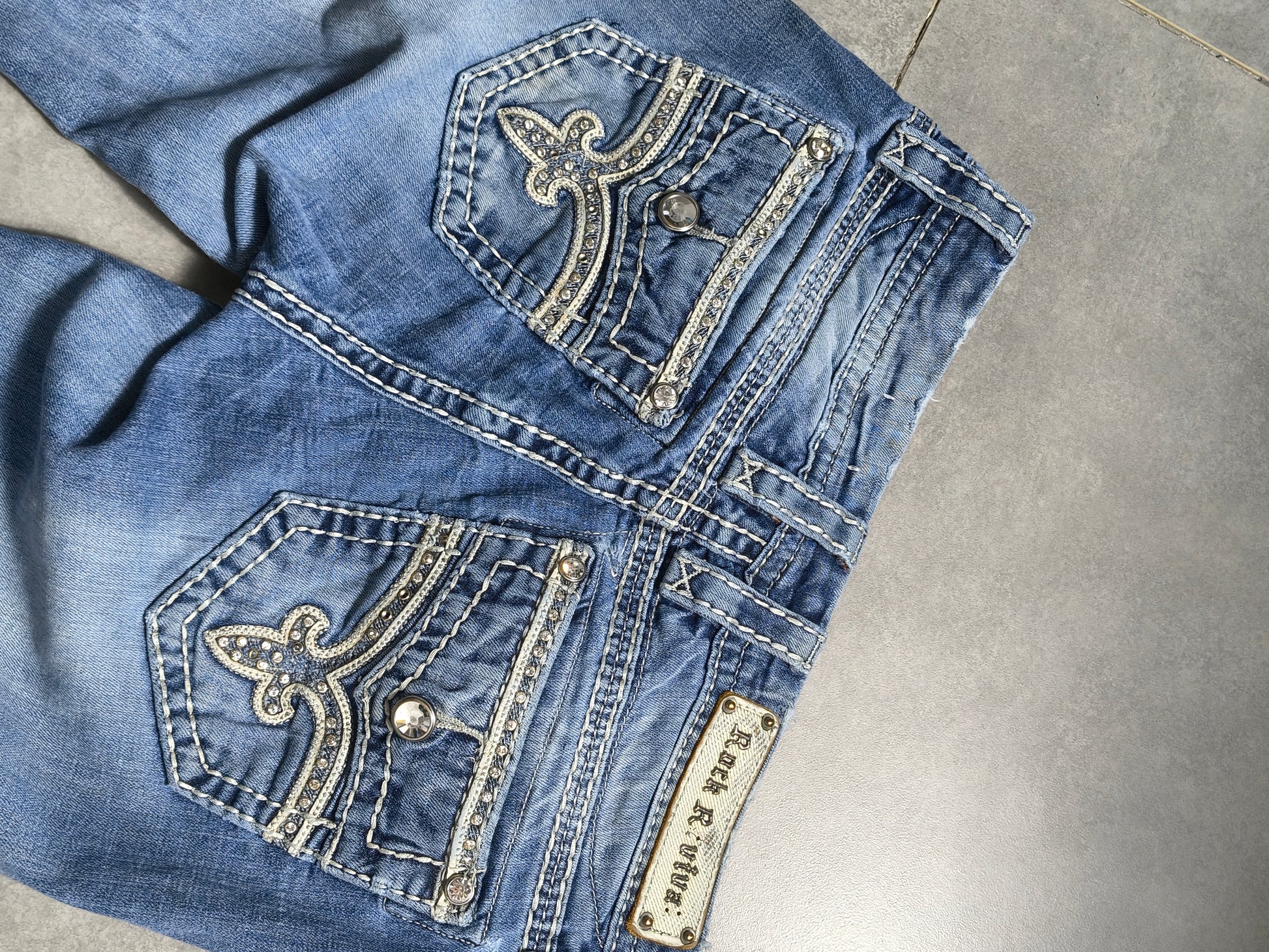 flared jeansy Rock Revival