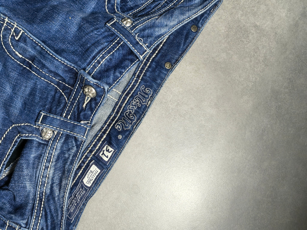 Granatowe flared jeansy Miss Me