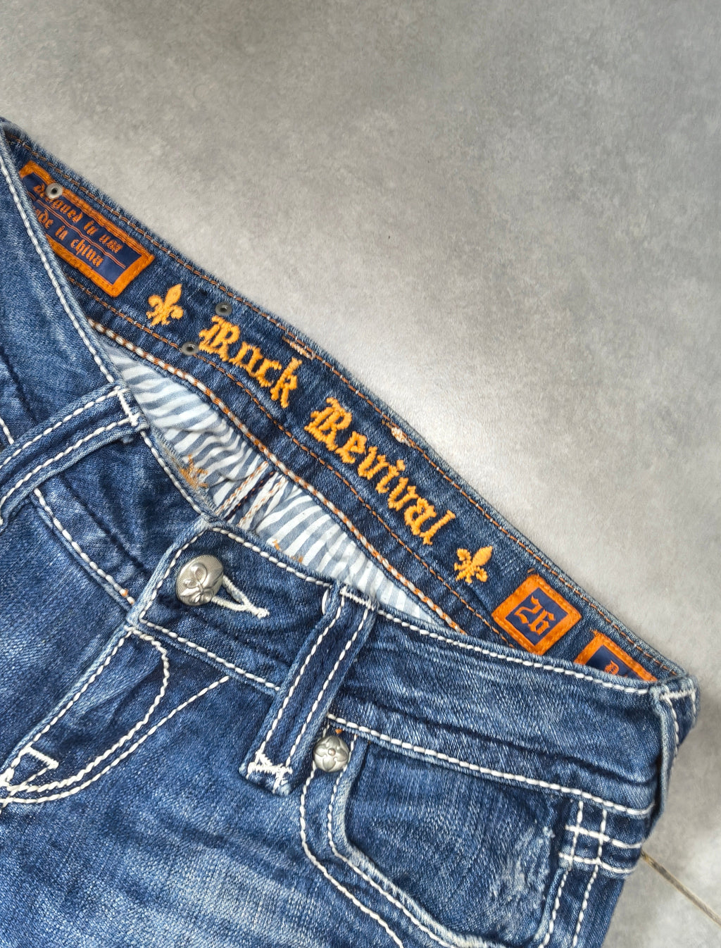 Jeansy Rock Revival