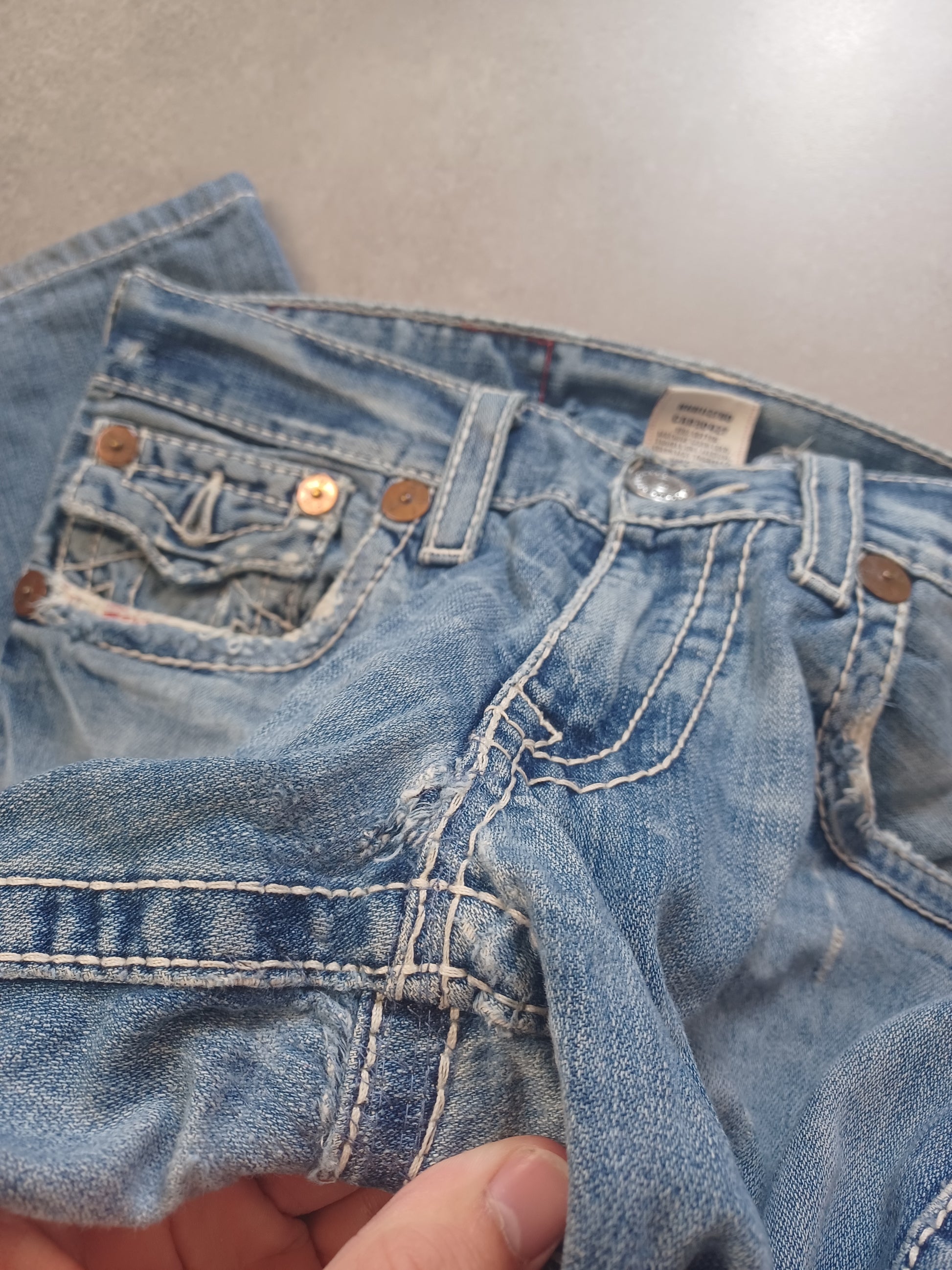 Jasnoniebieskie straight jeans True Religion