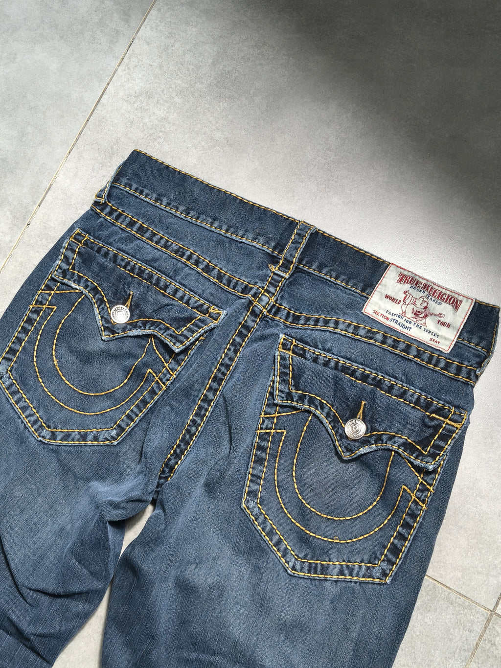 Jeansy True Religion