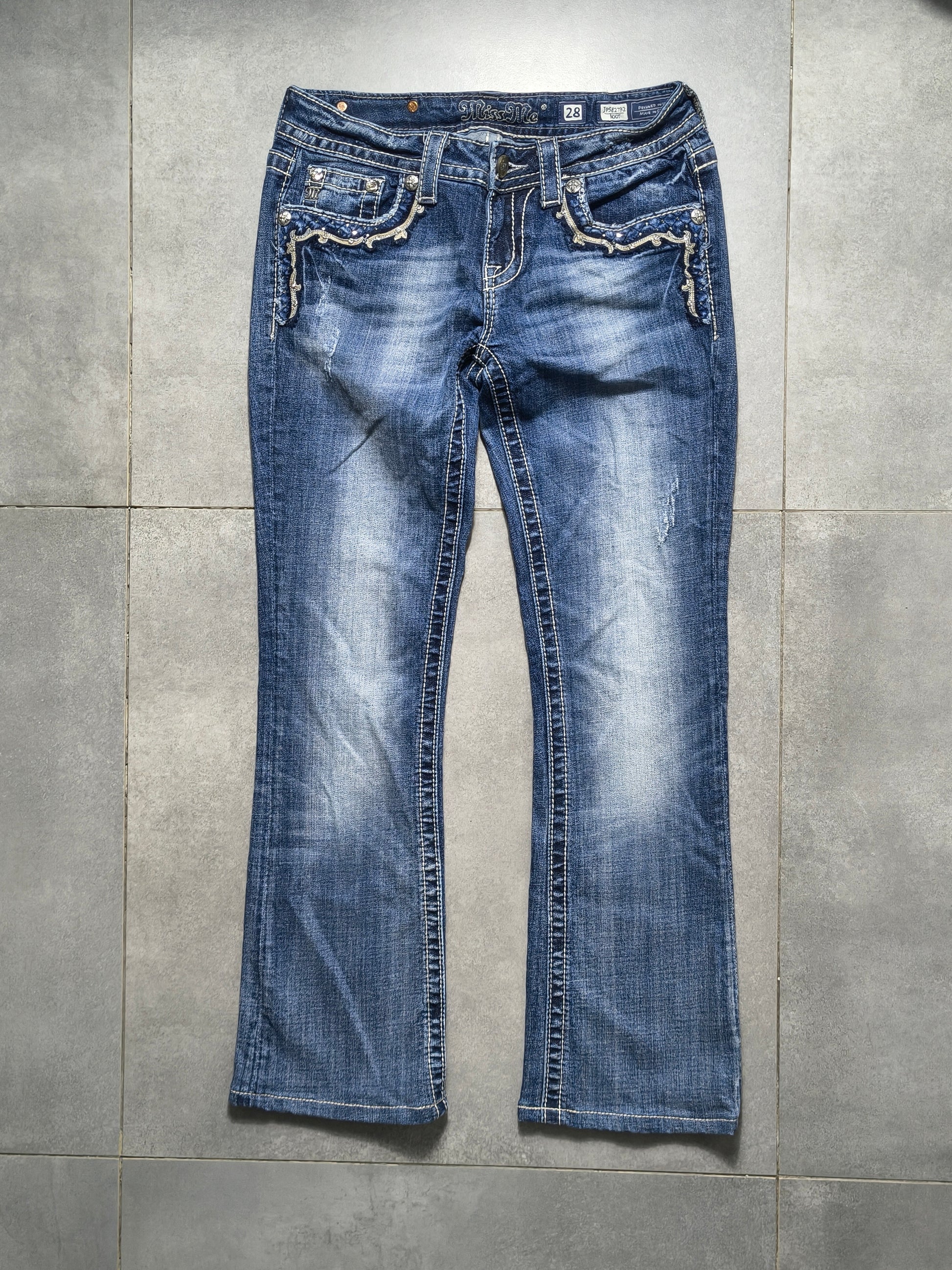 Granatowe flared jeansy Miss Me