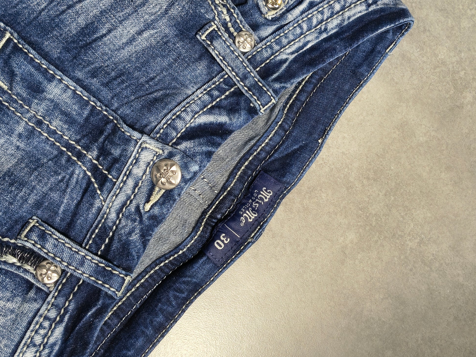 Granatowe flared jeansy Miss