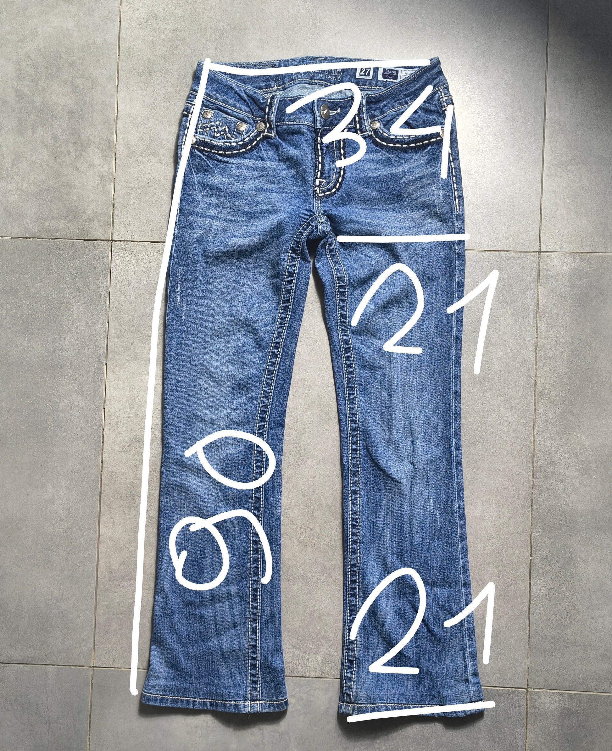 Niebieskie flared jeansy Miss Me