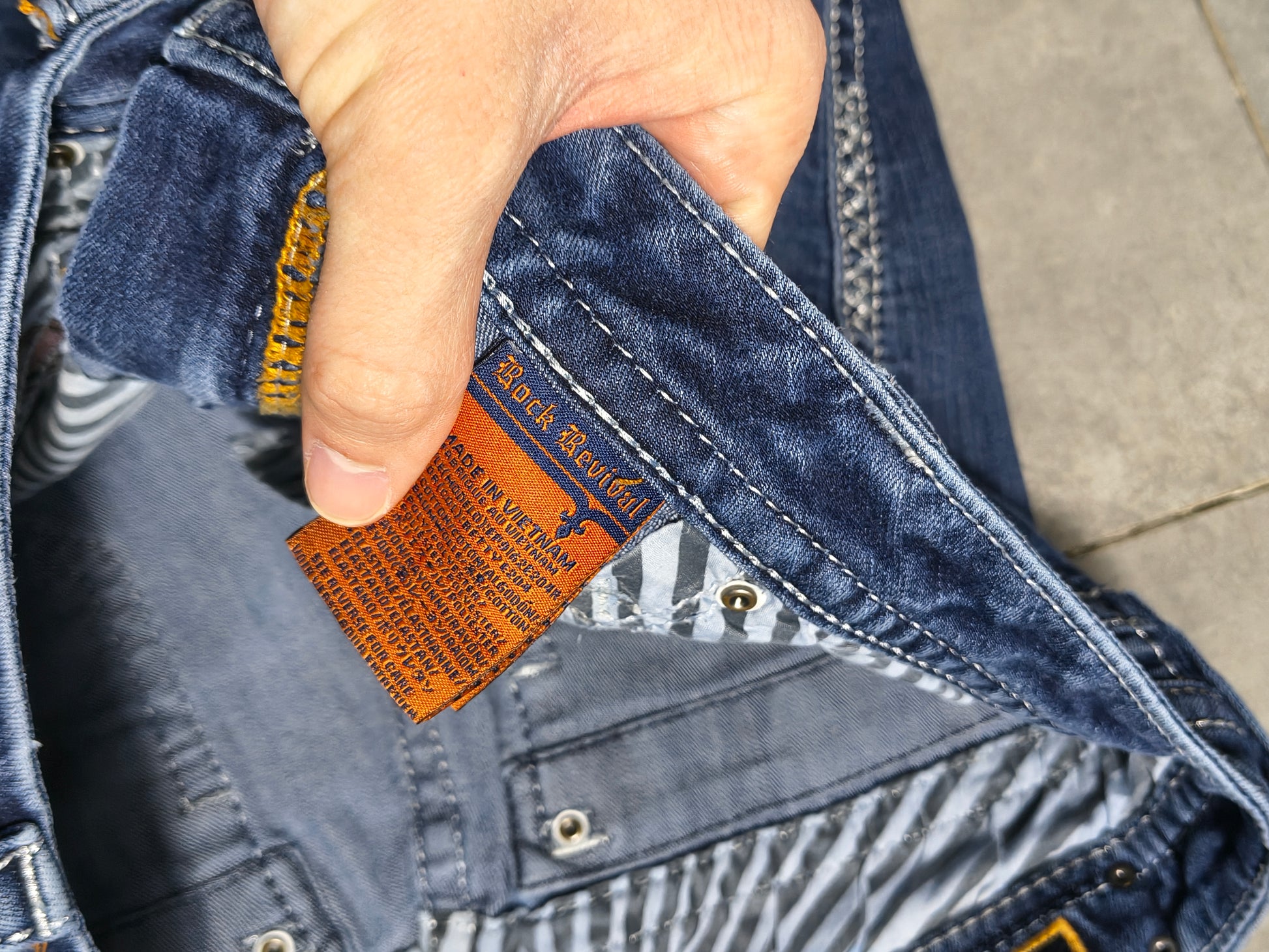 Jeansy Flared Rock Revival