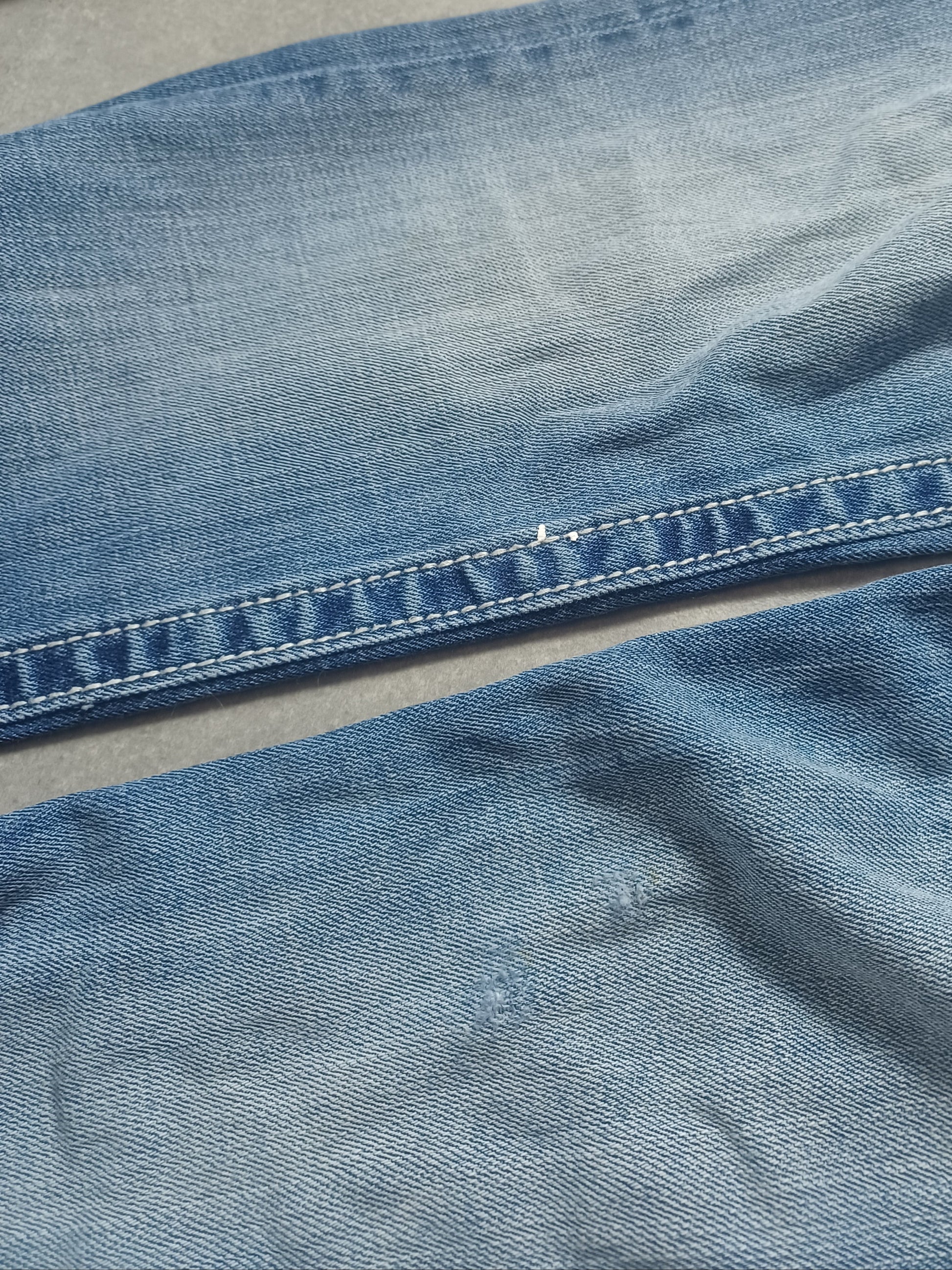 Niebieskie straight jeansy Miss Me