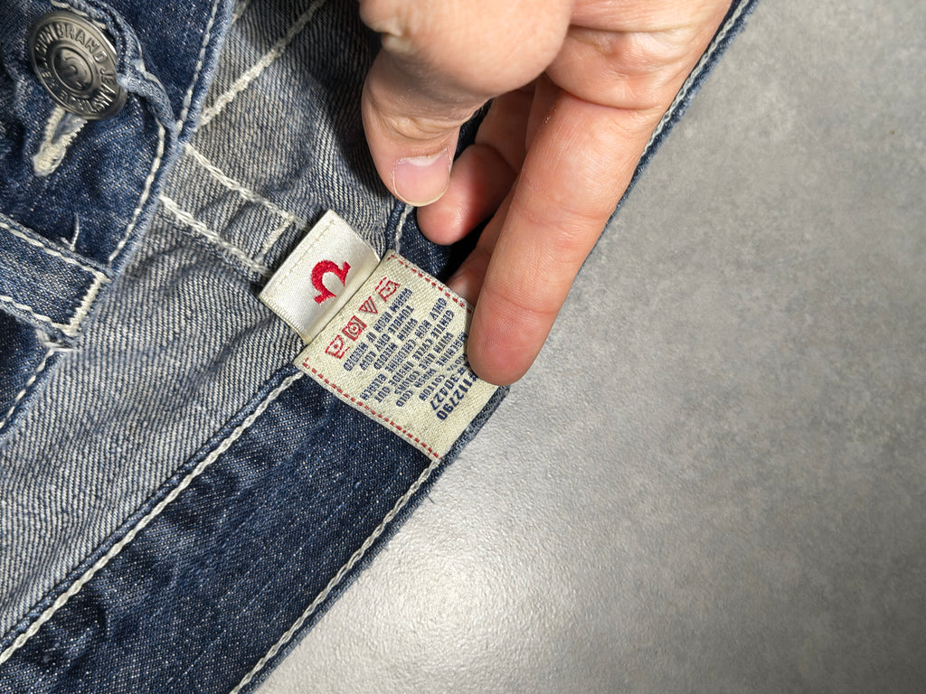 Jeansy True Religion