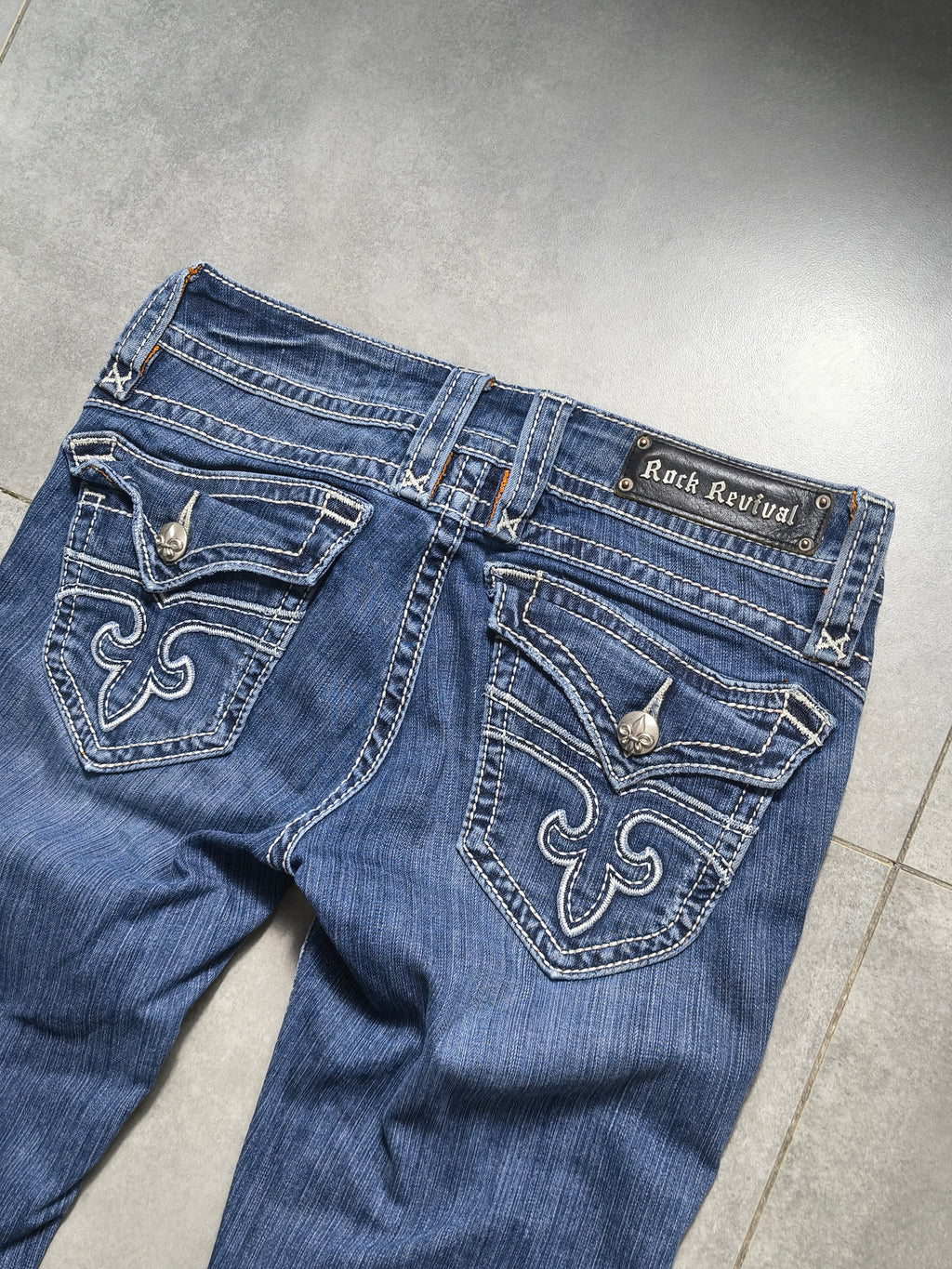 Flared Jeansy Rock Revival