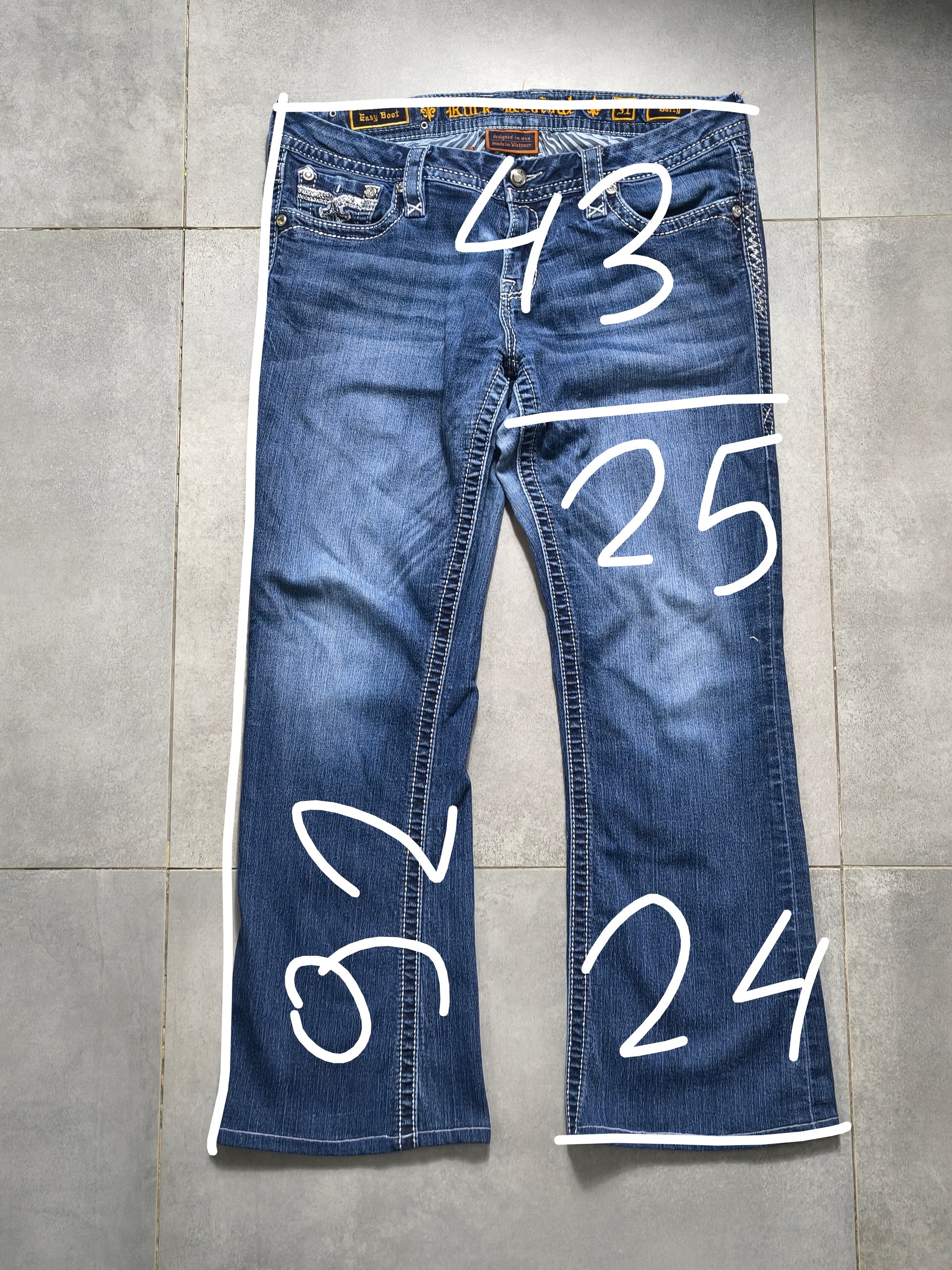 Jeansy Flared Rock Revival